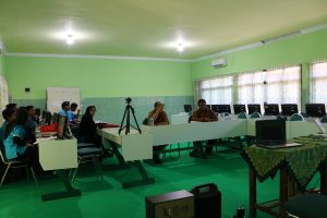 Ujian Tugas Akhir di Lab Bahasa MAN 2 Kota Probolinggo