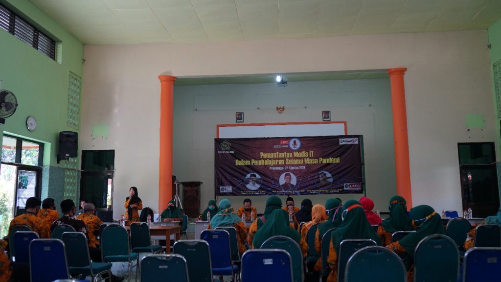 Workshop Pemanfaatan IT dan Launching Channel Youtube